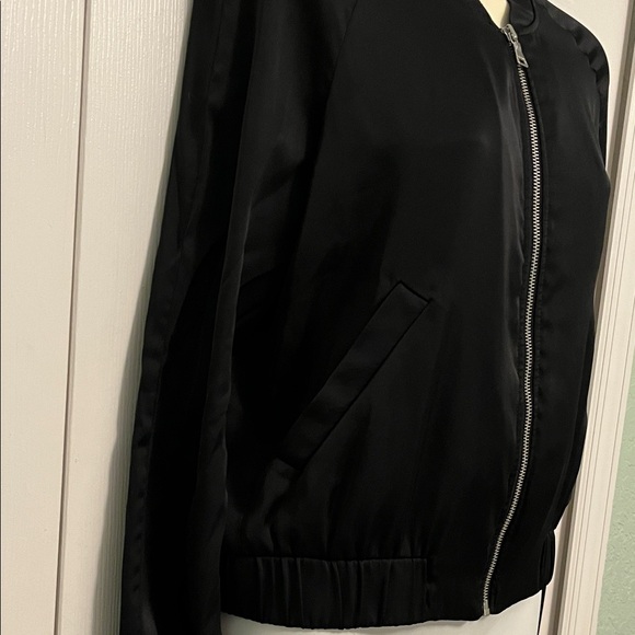 Express Women's Jet Black Bomber Jacket satin small - Picture 3 of 5